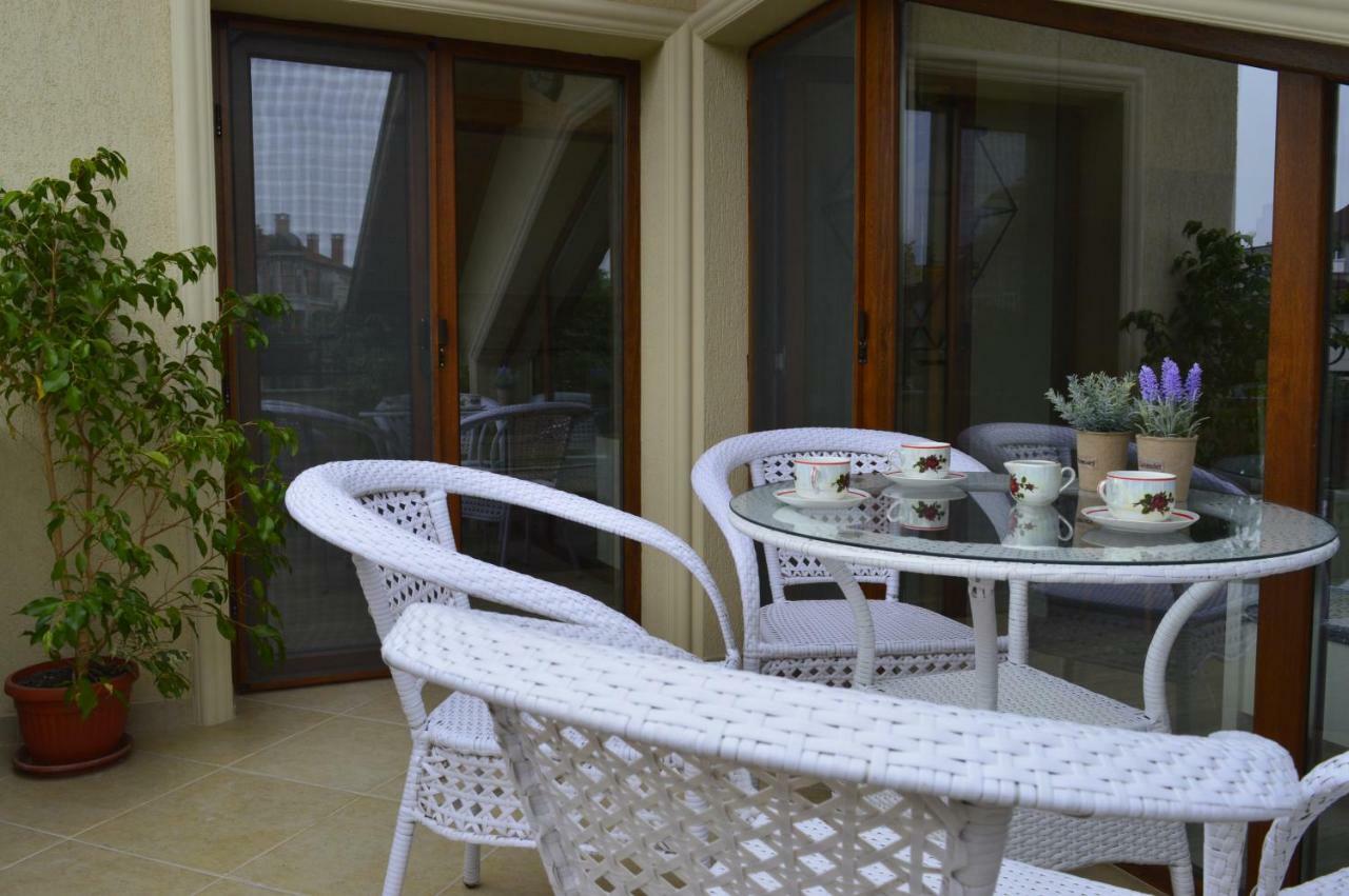 Apartments Dona Chernomorets Luaran gambar